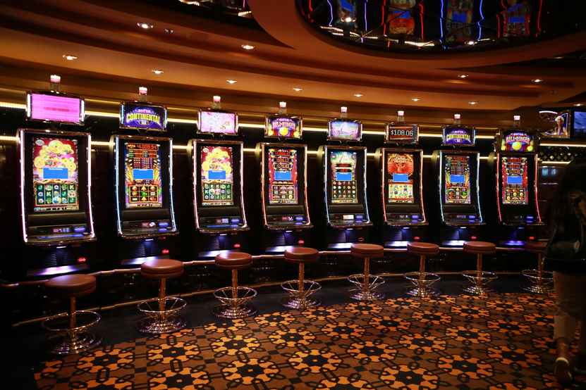 https://tropicalwins-casino.com