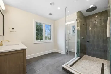 bathroom-recast-industries-768x512